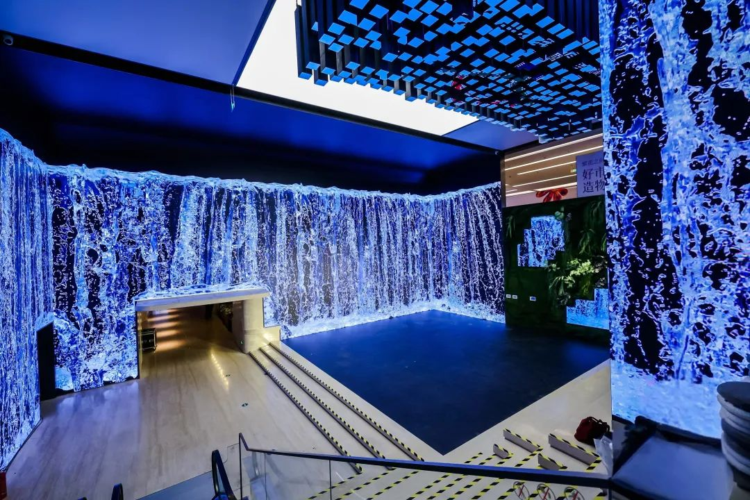 天下首家全高帧 LED 影院—中原尊龙凯时影戏中心正式完工