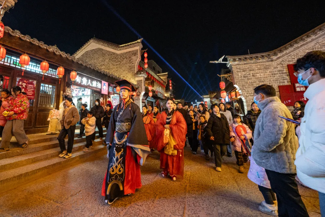 2025新春首秀 | 《戌时·随州》陶醉式情景夜游，邀您共觅随州千年文脉！